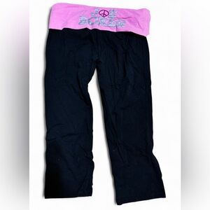 Y2K black cropped leggings/pink waistband /peace sign size S